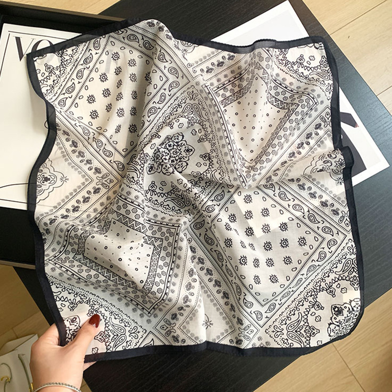 Bandana Cotton - 70% algodão 30% lenço de seda