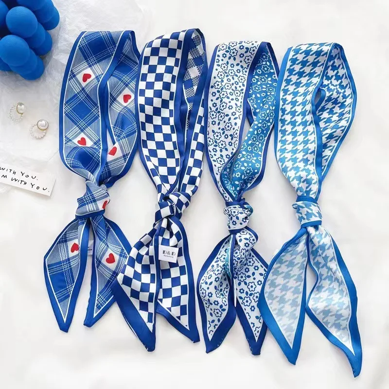 Ascot Neck Scarf - Lenço de seda azul Klein, novo