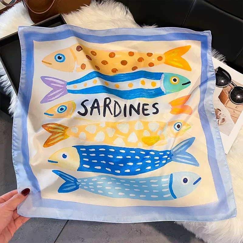 Lenços de Seda Quadrados com E - Face Scarf Mask avaliação e preço